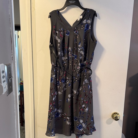 Elle Floral Sleeveless Dress - Gray and Blue size L - Picture 1 of 7